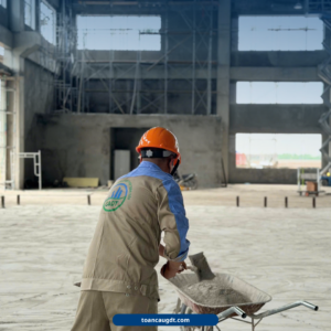 Nét đẹp lao động của anh em công trường